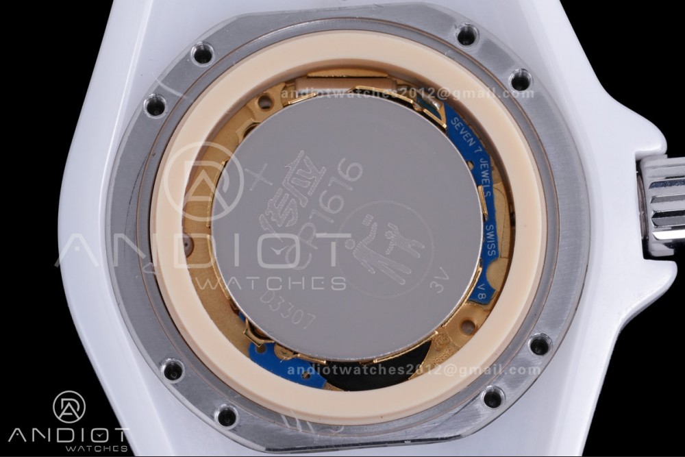 J12 33mm HTF 1:1 Best Edition White Korea Ceramic White Dial Blue Markers on Bracelet Swiss Quartz — photo 10
