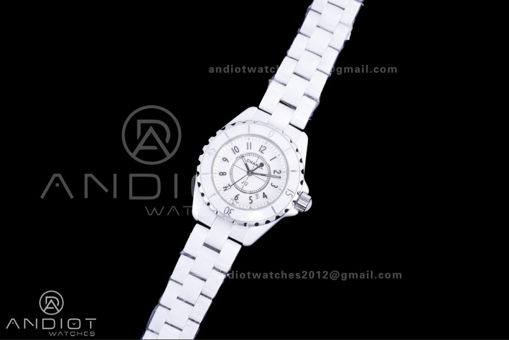J12 33mm HTF 1:1 Best Edition White Korea Ceramic White Dial Black Markers on Bracelet Swiss Quartz — photo 2