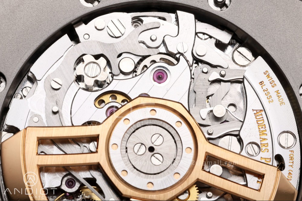 Royal Oak Chrono 26240 SS OCTA 1:1 Best Edition Green Dial on SS Bracelet JH4401 Super Clone (Free Sprung) — photo 12