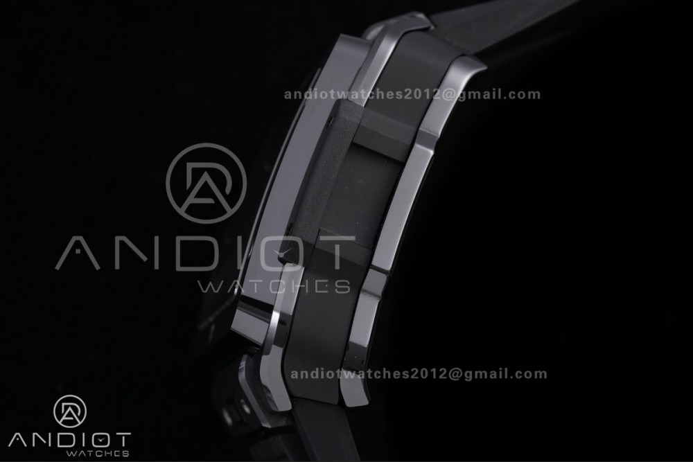 Square Bang Unico Black Ceramic BBF 1:1 Best Edition on Rubber Strap A1280 — photo 13