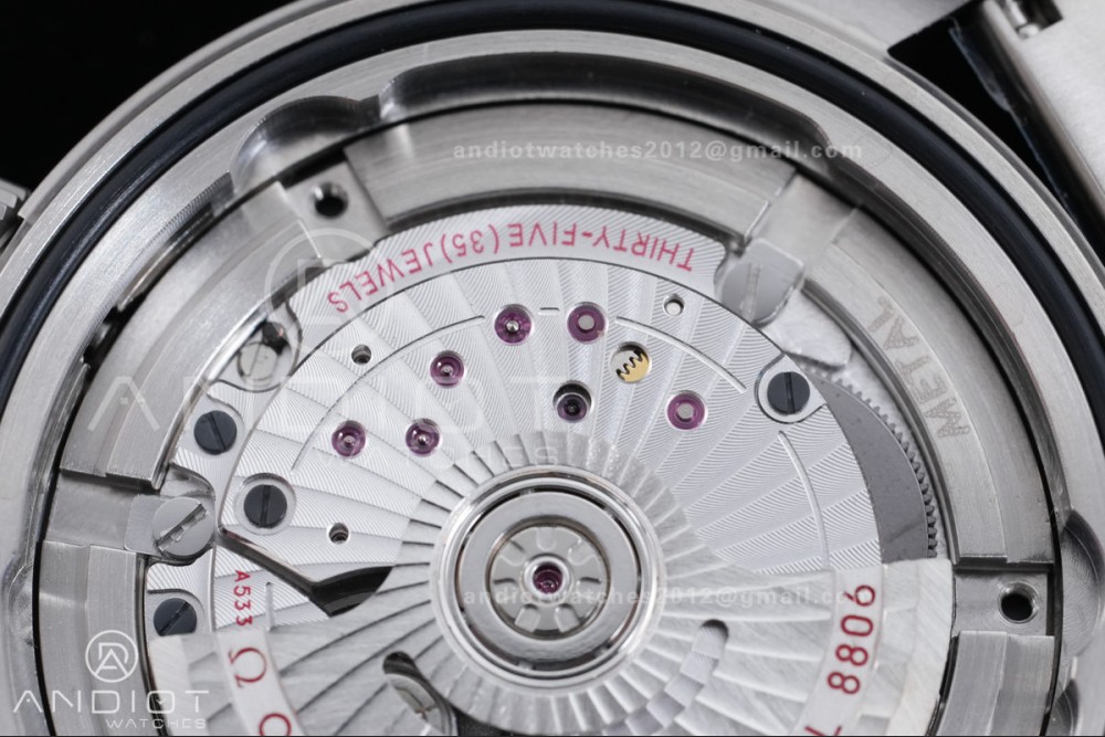 Seamaster 300 "No Time to Die" Limited Edition ORF 1:1 Best Edition on Titanium Mesh Bracelet OR8806 Super Clone — photo 11