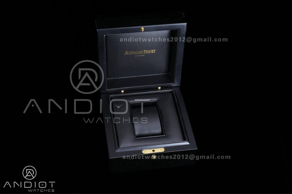 Audemars Piguet Box Set — photo 4