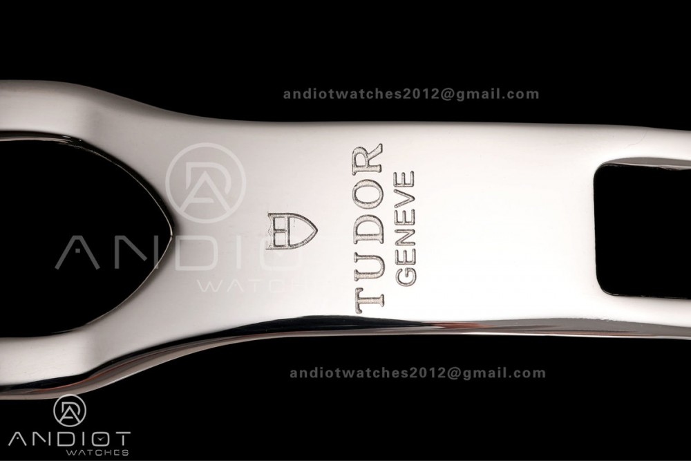 Black Bay One 41 SS/YG HTF 1:1 Best Edition Silver Diamonds Dial on SS/YG Bracelet A26J — photo 21