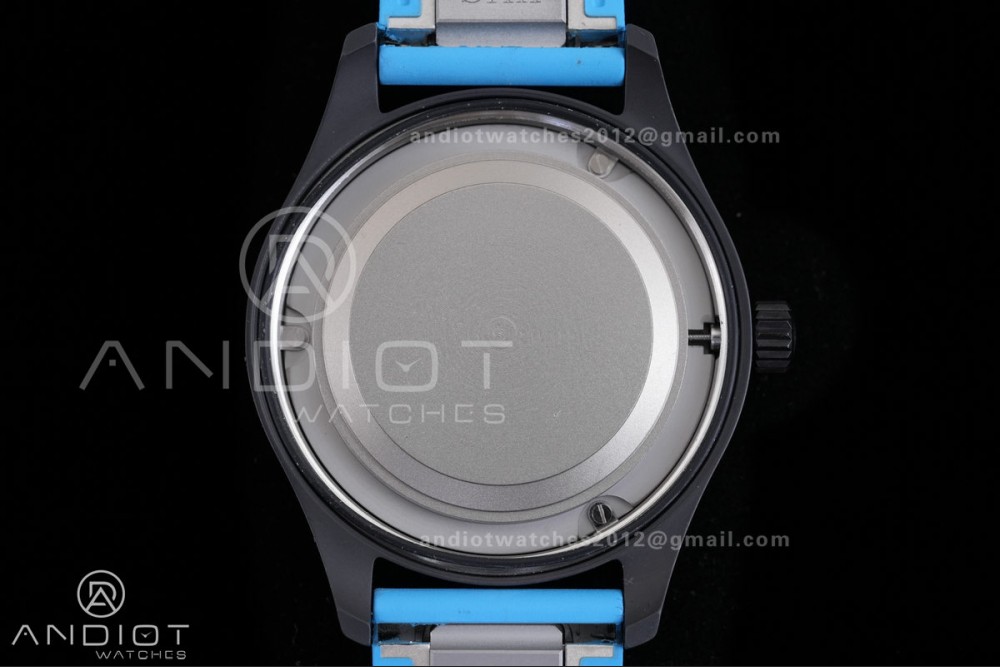 IWC Pilot 41 Top Gun Ceramic IW328107 M+F Best Edition on Blue Rubber Strap MIYOTA 9015 — photo 10