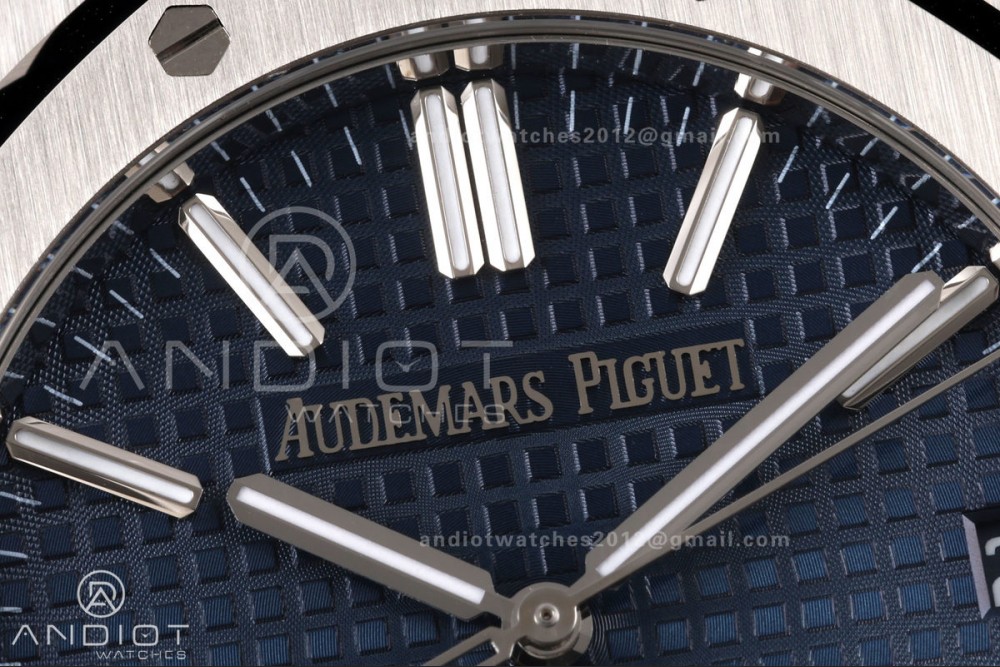 Royal Oak 15510 SS OCTA 1:1 Best Edition Blue Dial on SS Bracelet JH4302 Super Clone (Free Sprung) — photo 4