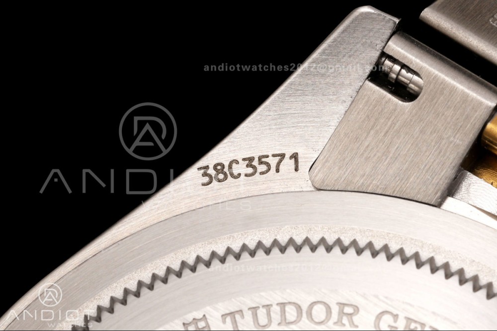 Black Bay One 41 SS/YG HTF 1:1 Best Edition Silver Diamonds Dial on SS/YG Bracelet A26J — photo 10