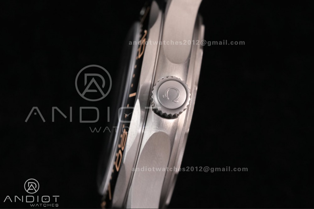 Seamaster 300 "No Time to Die" Limited Edition VSF NTTD 1:1 Best Edition on Titanium Mesh Bracelet SA8806 Super Clone V7 — photo 2