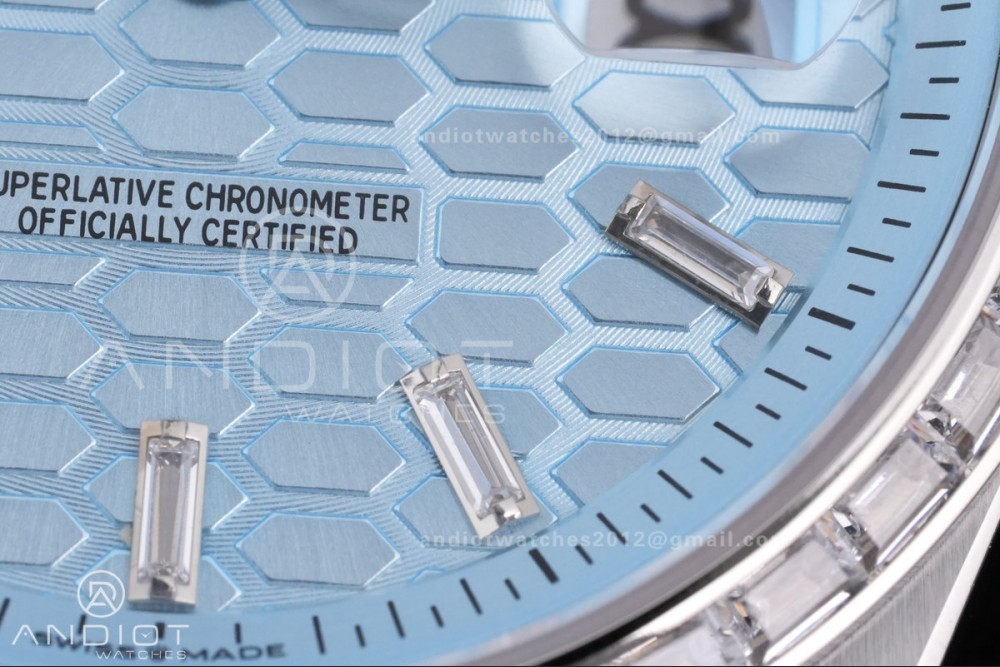 Land Dweller 127336 SS ESF Ice Blue Dial On SS Bracelet A7135 — photo 5
