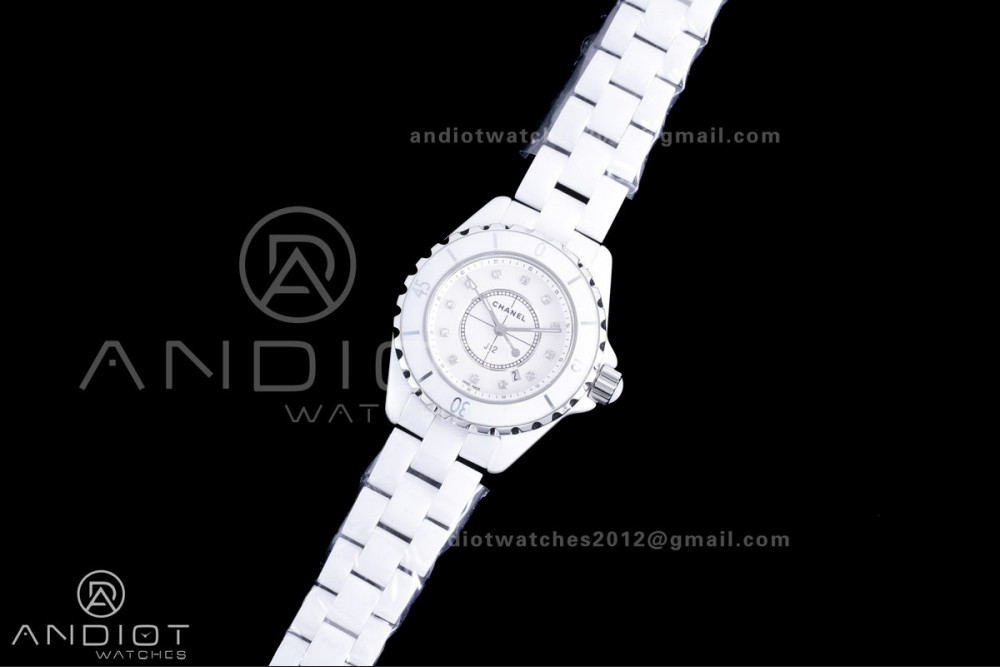 J12 33mm HTF 1:1 Best Edition White Korea Ceramic White Dial Diamond Markers on Bracelet Swiss Quartz — photo 2