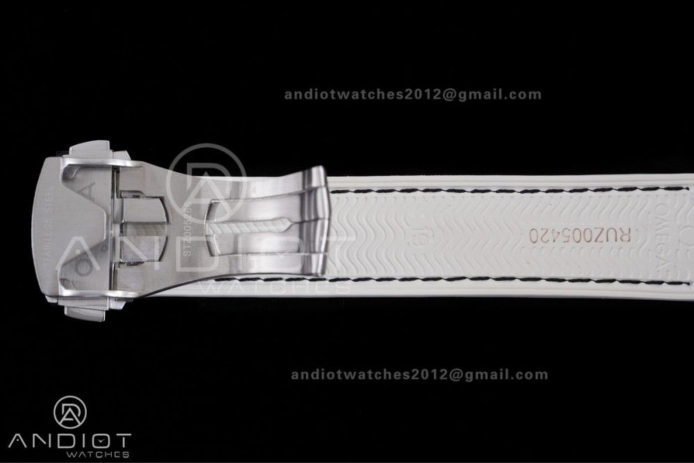Planet Ocean 39.5mm White Ceramic Bezel SS VSF 1:1 Best Edition White Dial On White Rubber Strap Super Clone Asian 8800 — photo 17