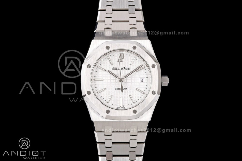 Royal Oak 39mm 15300 SS ZF 1:1 Best Edition White Textured Dial on SS Bracelet SA3120 Super Clone — photo 3
