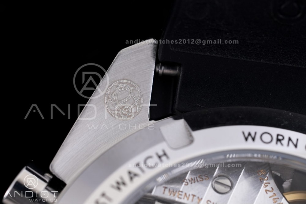 Speedmaster SS N1F Best Edition Silver Dial on Black Rubber Strap A3861 — photo 11
