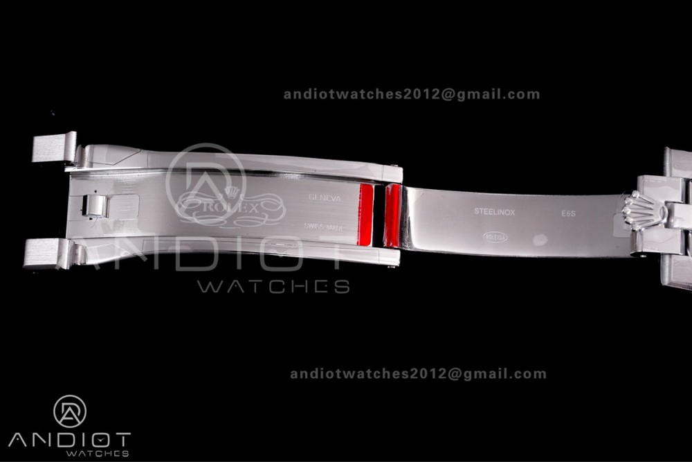Land Dweller 127336 SS ESF Ice Blue Dial On SS Bracelet A7135 — photo 18