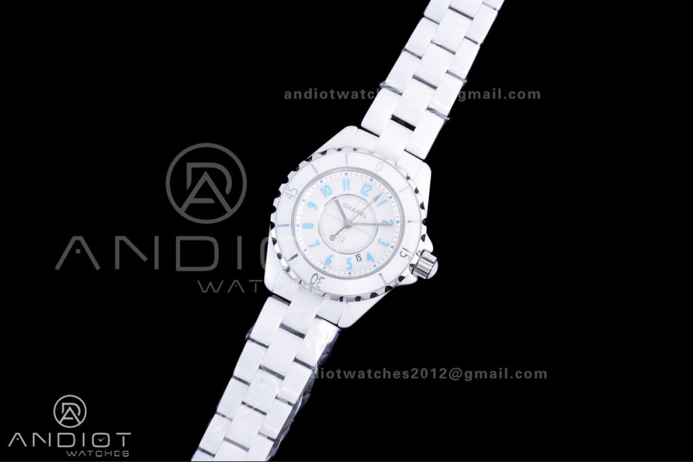 J12 33mm HTF 1:1 Best Edition White Korea Ceramic White Dial Blue Markers on Bracelet Swiss Quartz — photo 2