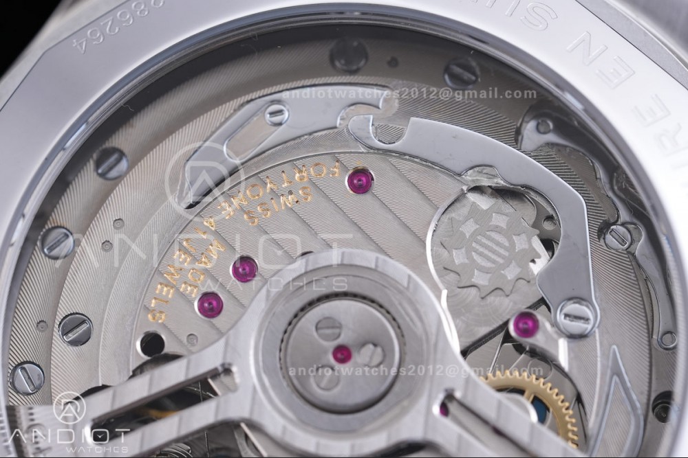 Navitimer B01 SS 43mm BLS 1:1 Best Edition Light Dial White Subdial on SS Bracelet A7750 — photo 8