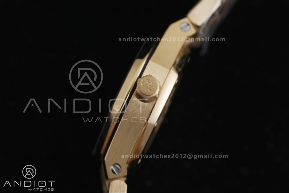 Royal Oak 23mm YG MF 1:1 Best Edition White Dial Diamond Bezel on YG Bracelet Quartz — photo 11