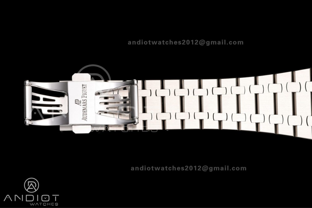 Royal Oak 39mm 15300 SS ZF 1:1 Best Edition White Textured Dial on SS Bracelet SA3120 Super Clone — photo 18