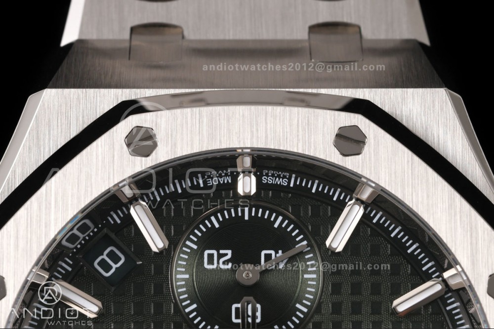 Royal Oak Chrono 26240 SS OCTA 1:1 Best Edition Green Dial on SS Bracelet JH4401 Super Clone (Free Sprung) — photo 6