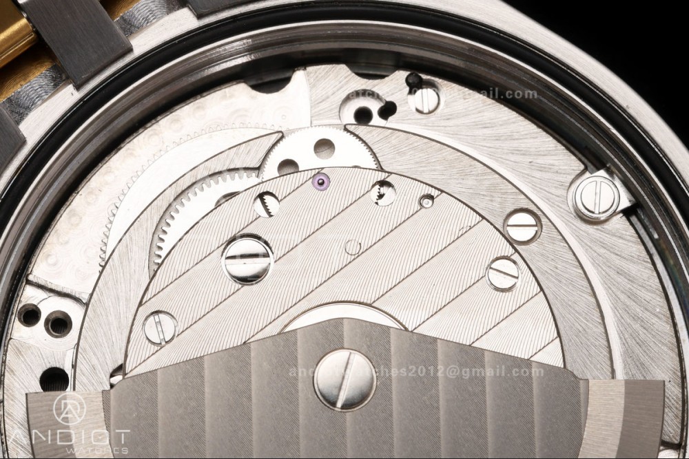 Black Bay One 41 SS/YG HTF 1:1 Best Edition Silver Diamonds Dial on SS/YG Bracelet A26J — photo 15