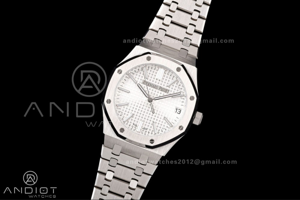 Royal Oak 15510 SS OCTA 1:1 Best Edition White Dial on SS Bracelet JH4302 Super Clone (Free Sprung) — photo 2