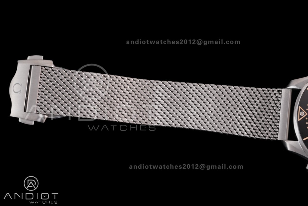 Seamaster 300 "No Time to Die" Limited Edition VSF NTTD 1:1 Best Edition on Titanium Mesh Bracelet SA8806 Super Clone V7 — photo 21