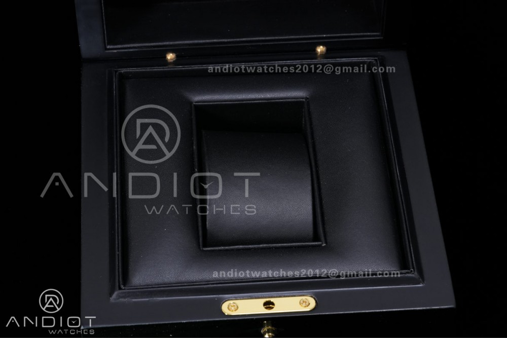 Audemars Piguet Box Set — photo 9