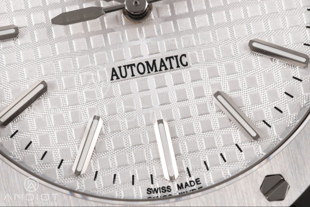 Royal Oak 39mm 15300 SS ZF 1:1 Best Edition White Textured Dial on SS Bracelet SA3120 Super Clone — photo 5