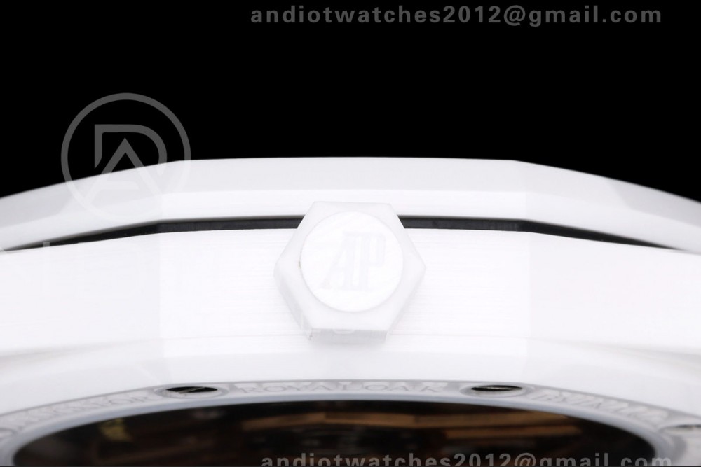 Royal Oak 41mm 15500 White Ceramic ZF White Dial on White Ceramic Bracelet SA4302 Super Clone (Free Sprung) — photo 8