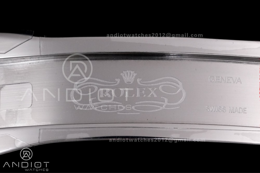 Land Dweller 127336 SS ESF Ice Blue Dial On SS Bracelet A7135 — photo 21