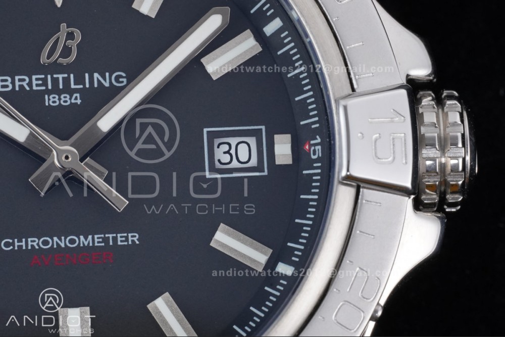 Avenger Chronometer 42mm SS BLSF 1:1 Best Version Black Dial On SS Bracelet A2824 — photo 5