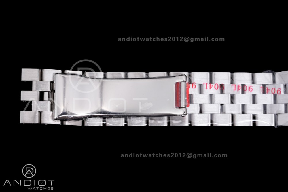 Land Dweller 127336 SS ESF Ice Blue Dial On SS Bracelet A7135 — photo 18