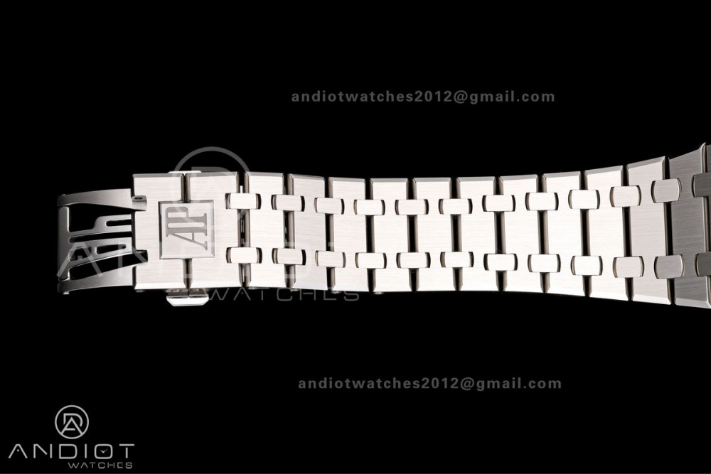 Royal Oak 39mm 15300 SS ZF 1:1 Best Edition White Textured Dial on SS Bracelet SA3120 Super Clone — photo 16